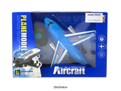 SAMOLOT STEROWANY PILOTEM 24248